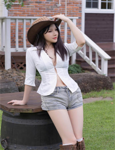 古板女士